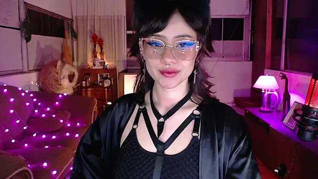 Aquamarinebubble online show from 15, 10, 2025