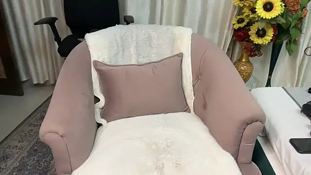 mahimagicdoll DESI online show from 12, 3, 2025