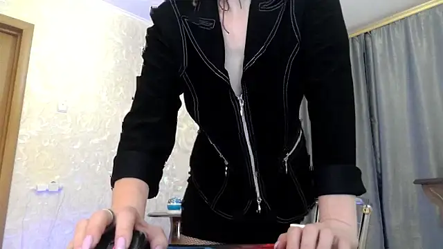 elenaza online show from 2, 10, 2025