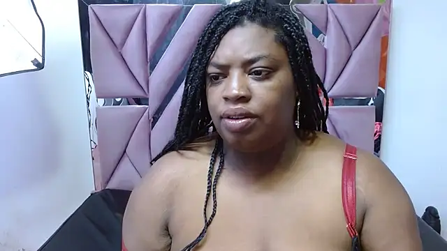 Snapshot of morenahott1 chatting on 28, 4, 2026 morenahott1 online show from 28, 4, 2026