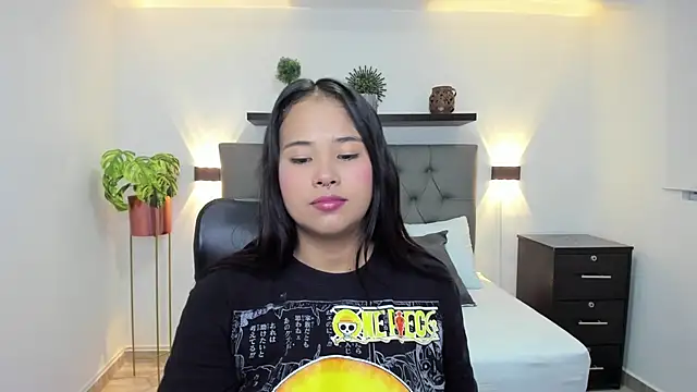 Snapshot of isabella_florez chatting on 10, 3, 2025 isabella florez online show from 10, 3, 2025