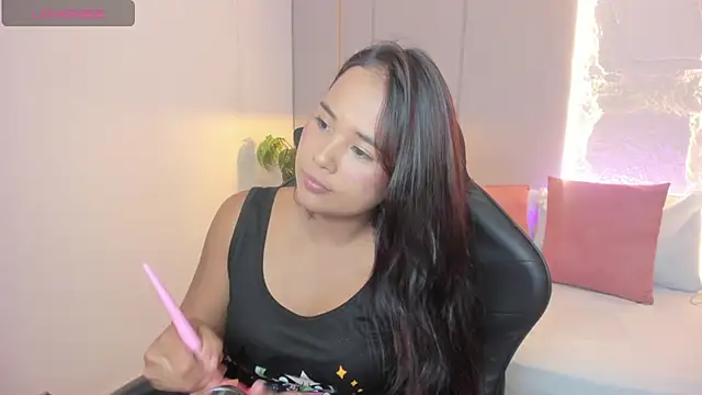 Snapshot of isabella_florez chatting on 22, 7, 2026 isabella florez online show from 22, 7, 2026