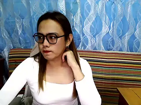 Snapshot of Your_PrettyGirlxxx chatting on 15, 3, 2025 Your PrettyGirlxxx online show from 15, 3, 2025