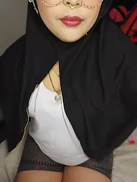Snapshot of Hana___ chatting on 22, 5, 2026 Hana online show from 22, 5, 2026