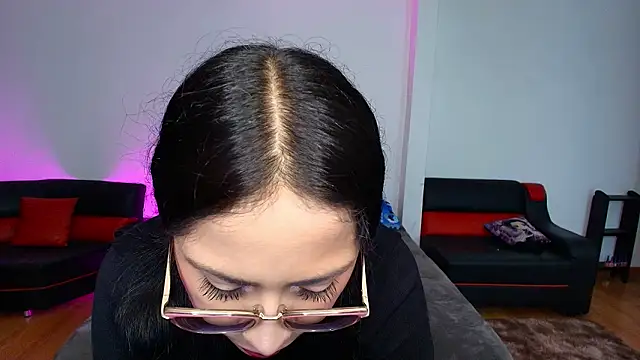 yesie hot online show from 28, 2, 2026