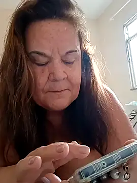 Snapshot of Yaya_Mineira chatting on 15, 12, 2024 Yaya Mineira online show from 15, 12, 2024