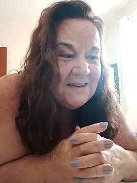 Snapshot of Yaya_Mineira chatting on 4, 1, 2025 Yaya Mineira online show from 4, 1, 2025