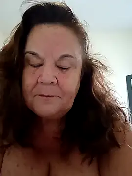 Snapshot of Yaya_Mineira chatting on 9, 1, 2025 Yaya Mineira online show from 9, 1, 2025