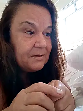 Snapshot of Yaya_Mineira chatting on 12, 3, 2025 Yaya Mineira online show from 12, 3, 2025