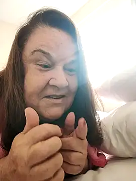 Snapshot of Yaya_Mineira chatting on 16, 3, 2025 Yaya Mineira online show from 16, 3, 2025