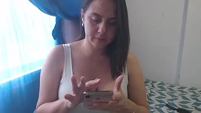 annie 21  online show from 22, 9, 2025