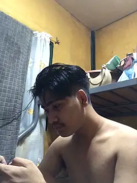 Snapshot of gaysucker6969 chatting on 1, 12, 2025 gaysucker6969 online show from 1, 12, 2025