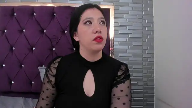 AntoneellaF online show from 25, 1, 2025