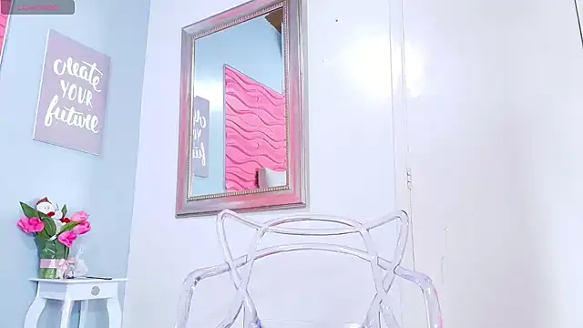 Snapshot of _Valeria_Brown chatting on 23, 12, 2024 Valeria Brown online show from 23, 12, 2024