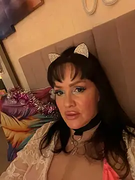 Lolaley2 online show from 6, 2, 2026