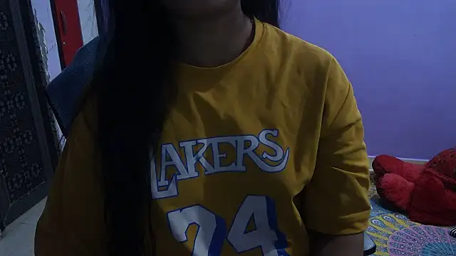 Snapshot of BabyNaina chatting on 5, 12, 2025 BabyNaina online show from 5, 12, 2025