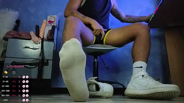 TomLover 12 online show from 14, 4, 2026