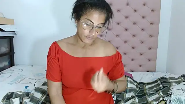 kateleyagrey online show from 7, 3, 2025