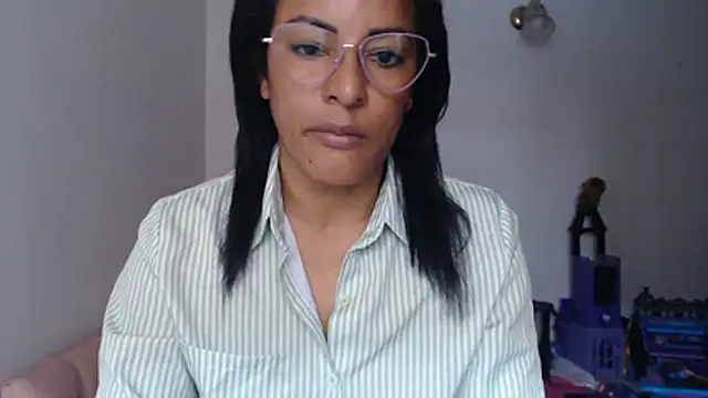 Snapshot of kateleyagrey chatting on 23, 7, 2026 kateleyagrey online show from 23, 7, 2026