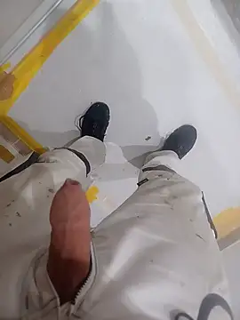 Snapshot of GeilerSchweizer chatting on 6, 11, 2025 GeilerSchweizer online show from 6, 11, 2025