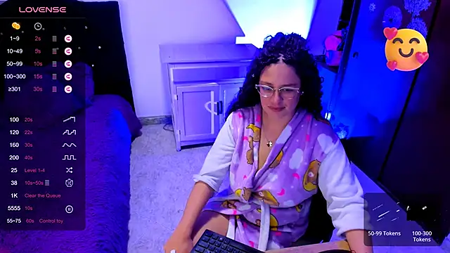 Snapshot of Violeta_hornny chatting on 3, 2, 2025 Violeta hornny online show from 3, 2, 2025