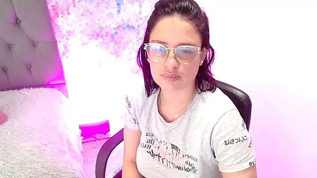 Snapshot of Violeta_hornny chatting on 19, 2, 2025 Violeta hornny online show from 19, 2, 2025