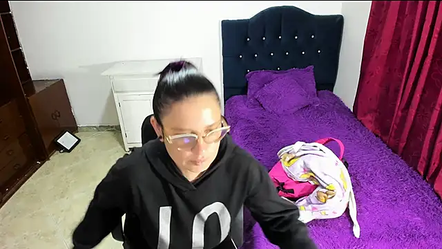 Snapshot of Violeta_hornny chatting on 3, 3, 2025 Violeta hornny online show from 3, 3, 2025