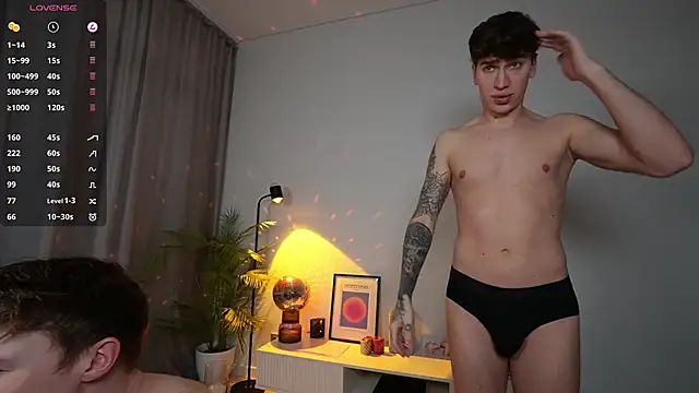 Snapshot of Evan__White_ chatting on 12, 3, 2026 Evan White online show from 12, 3, 2026