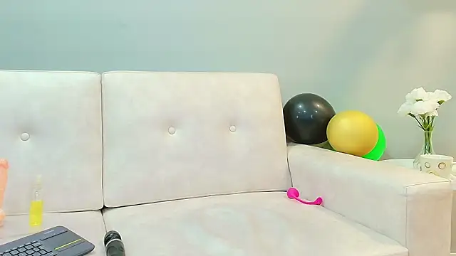 Savvanahh online show from 15, 3, 2025