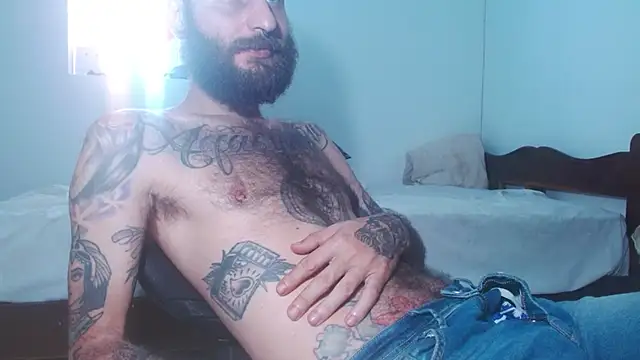 Snapshot of Tatted21xxx chatting on 28, 9, 2025 Tatted21xxx online show from 28, 9, 2025