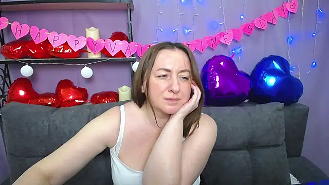 Snapshot of Abby_Taylorr chatting on 6, 2, 2025 Abby Taylorr online show from 6, 2, 2025