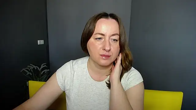 Abby Taylorr online show from 2, 11, 2025