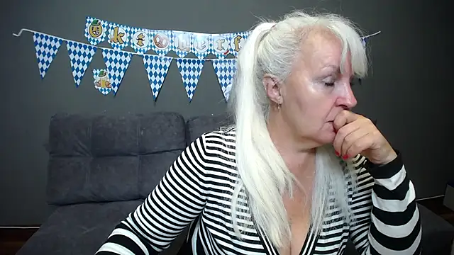 BlondyLeeBest online show from 27, 9, 2025