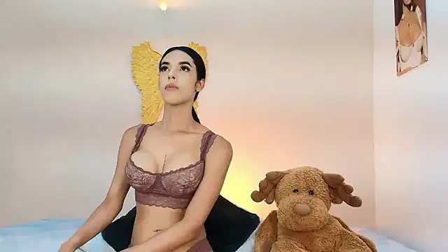 salome Collins 1 online show from 4, 5, 2026