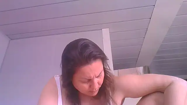 fulloferotic online show from 13, 4, 2026