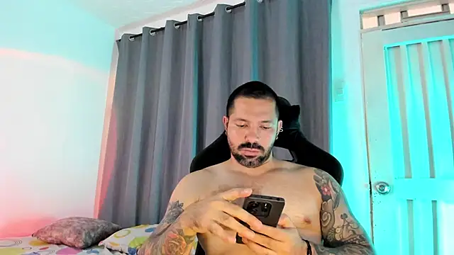 Pierre Vidal online show from 4, 8, 2026