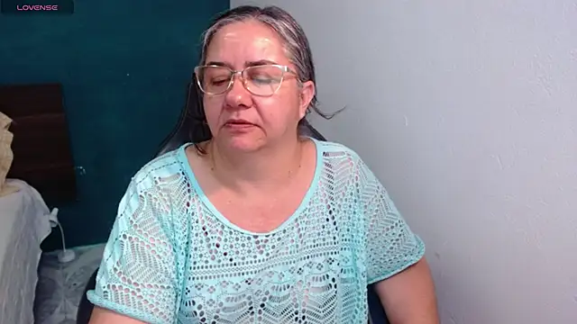 scaelettdubois online show from 2, 6, 2026