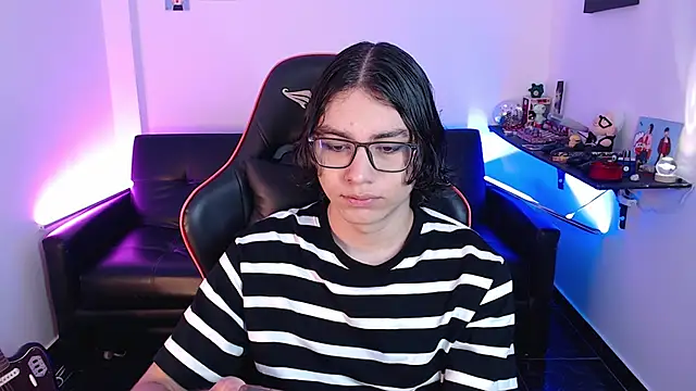 malik harrison   online show from 2, 1, 2025