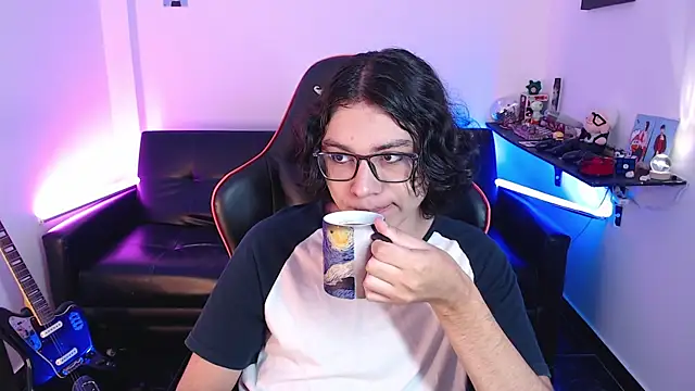 malik harrison   online show from 7, 1, 2025