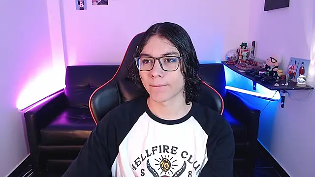 malik harrison   online show from 30, 1, 2025