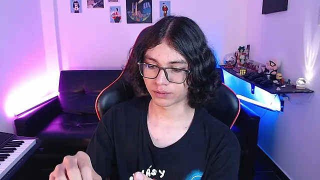 malik harrison   online show from 11, 2, 2025