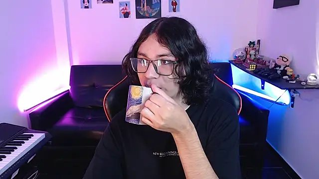 malik harrison   online show from 17, 2, 2025