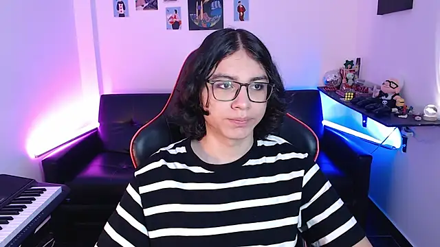 malik harrison   online show from 20, 2, 2025