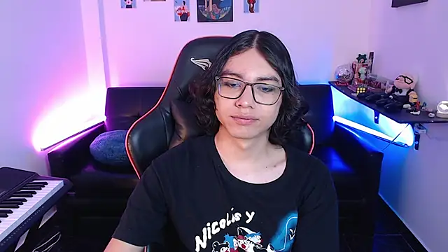 malik harrison   online show from 25, 2, 2025