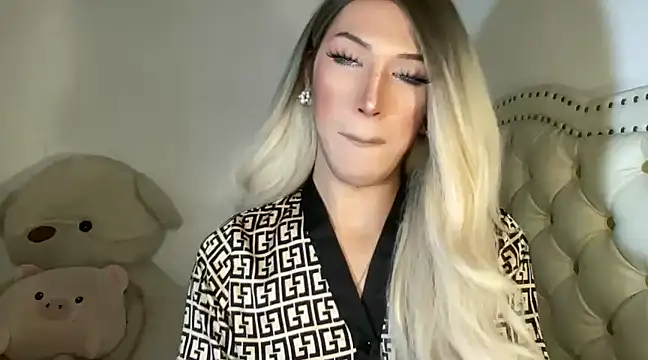 Ts glamxxxx online show from 10, 2, 2025