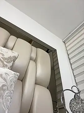 ALISSON FOXXX1 online show from 30, 10, 2025