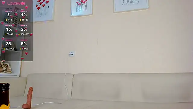 rosa mariposa  online show from 18, 1, 2025