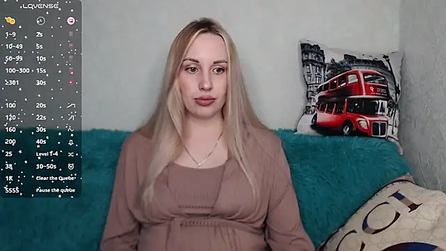 Snapshot of Monika_bae chatting on 28, 9, 2025 Monika bae online show from 28, 9, 2025