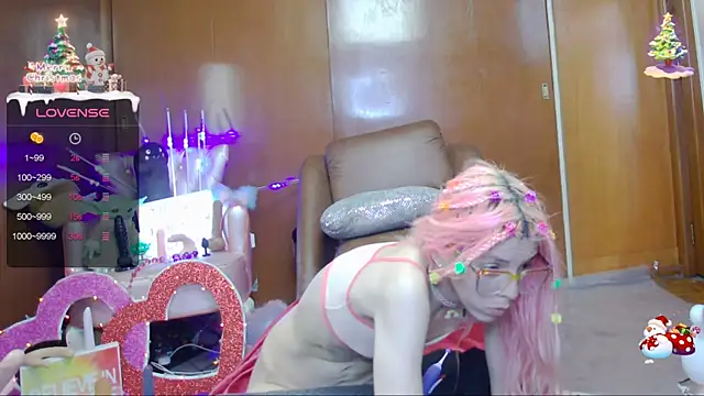 Skinygirl online show from 28, 1, 2025