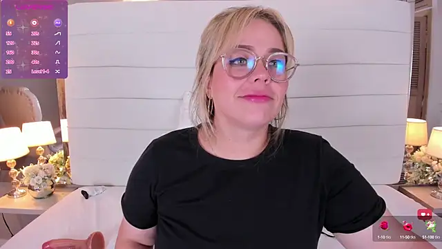 Charlotte93  online show from 8, 2, 2025